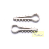 Дюбель - ялинка (зажим) 12 mm для кругл.каб (100 шт./уп) Дюбель - ялинка (зажим) 12 mm для кругл.каб (100 шт./уп)
